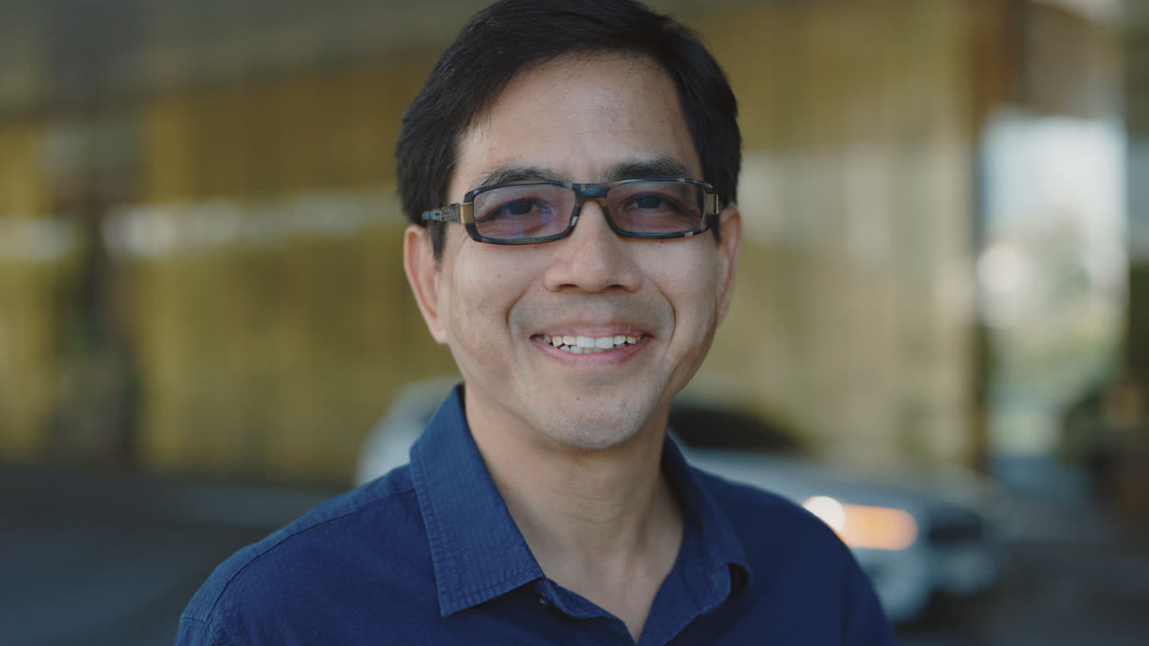 Retrato de un hombre sonriente