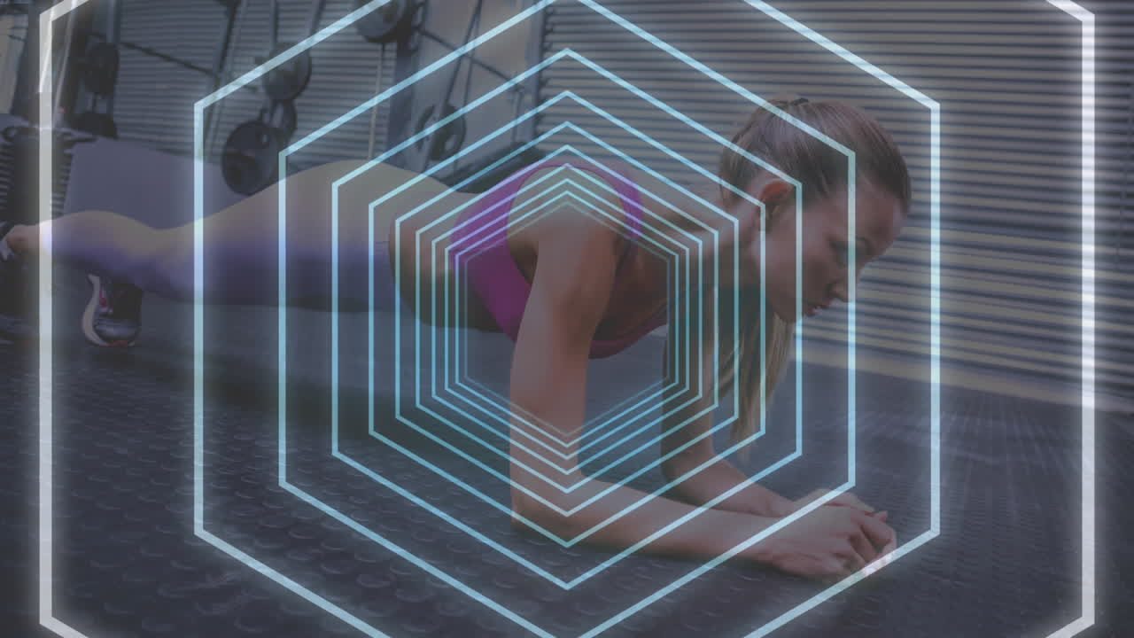 animación de un túnel brillante sobre una mujer haciendo ejercicio