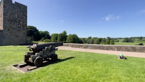 alnwick castle gun terrace cannon