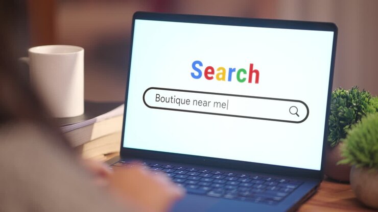 WOMAN SEARCHING BOUTIQUE NEAR ME ON INTERNET