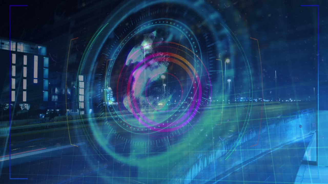 밤에는 도시 교통에 대항하여 네온 둥근 스캐너와 라이트 트레일의 애니메이션