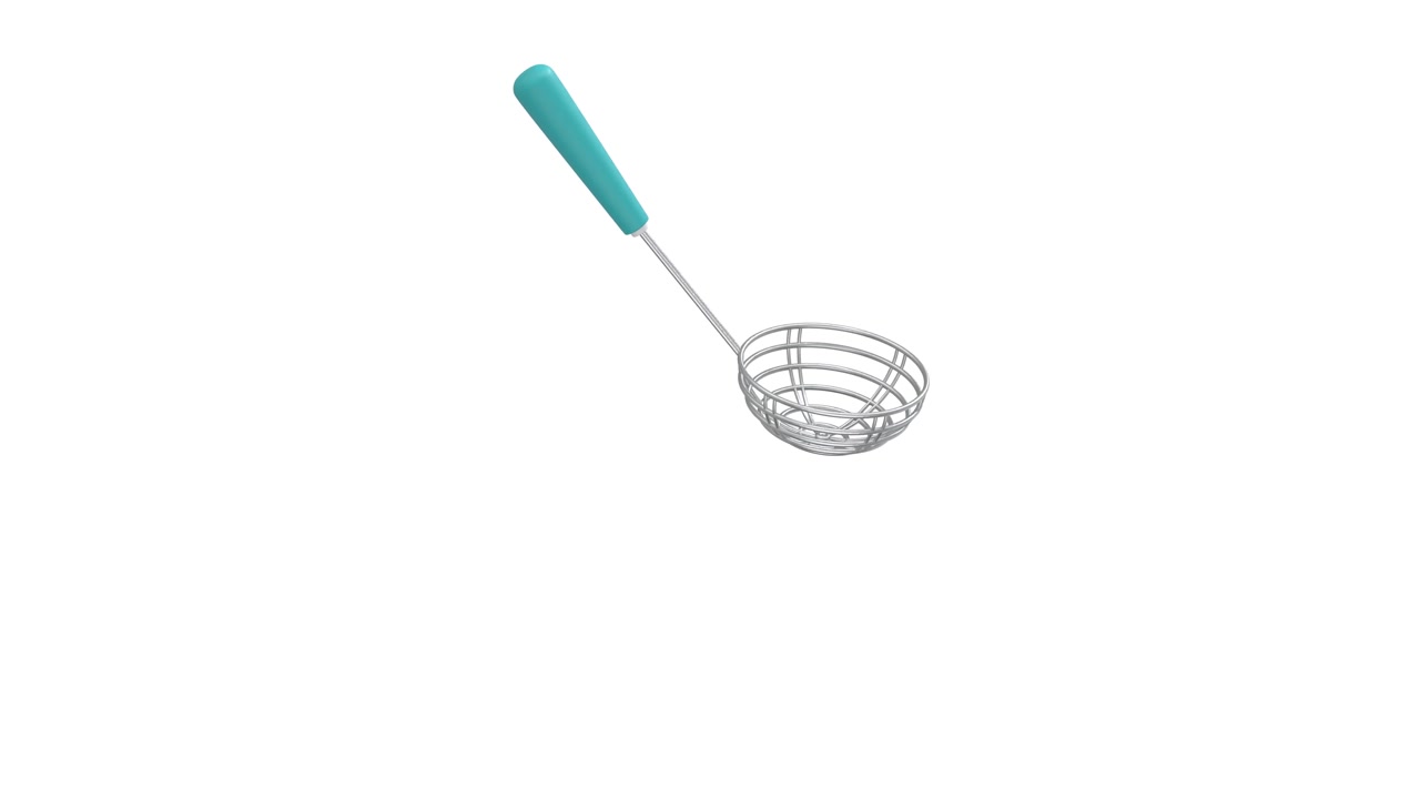 Schiumarola da cucina con manico color ottanio isolata su sfondo bianco.