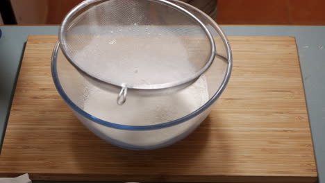 Male-preparing-a-chocolate-cake