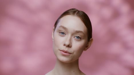 retrato de una mujer con belleza natural