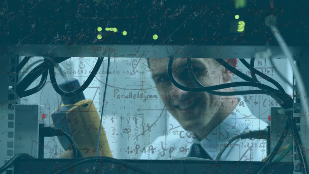 기술실에서 일하는 남성 엔지니어에 대한 수학 수식의 애니메이션