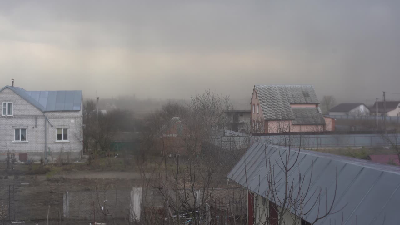 пахотные участки в небольшом городке