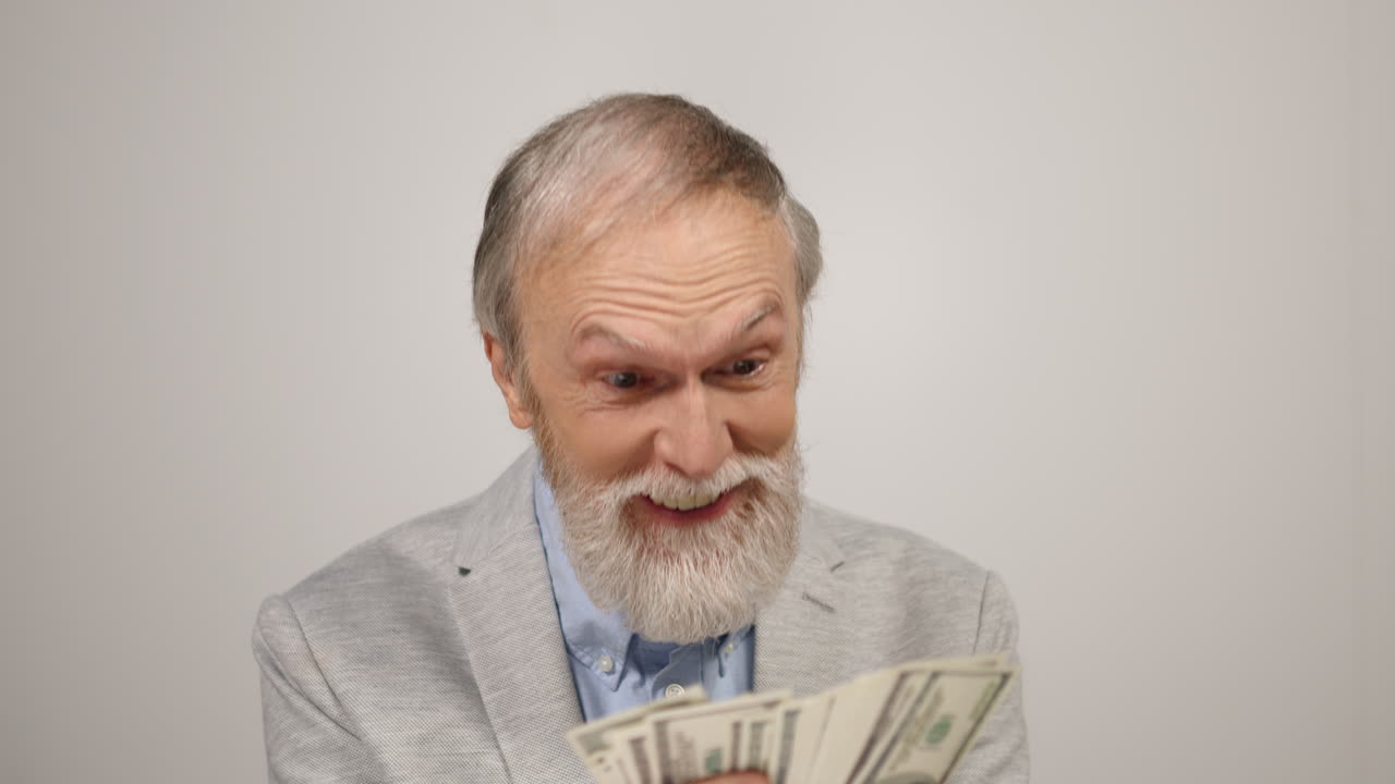 ⁇ 은이가 현대적인 스튜디오에서 재미를 느끼고 있습니다.