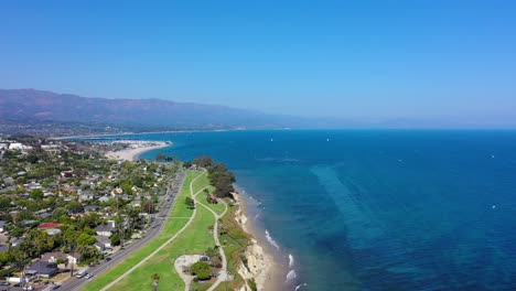 Ariel-view-of-a-park-in-Santa-Barbara,-California