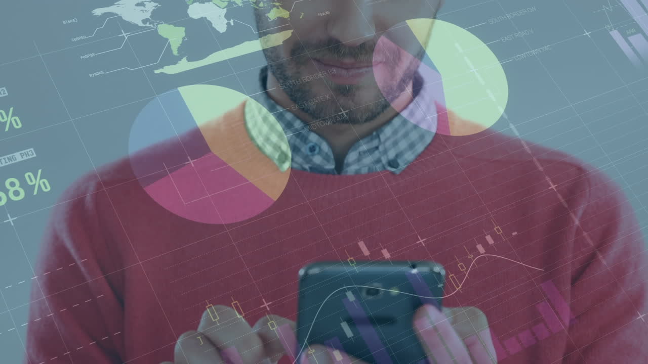 animación del procesamiento de datos financieros sobre hombres caucásicos que usan teléfonos inteligentes