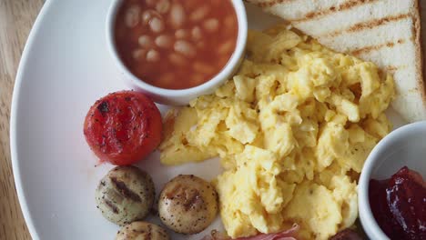 delicious english breakfast