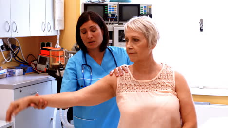 Female-doctor-examining-a-patient