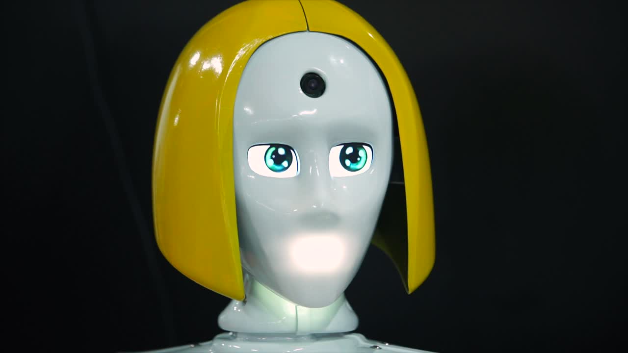 primer plano de la cabeza de un robot