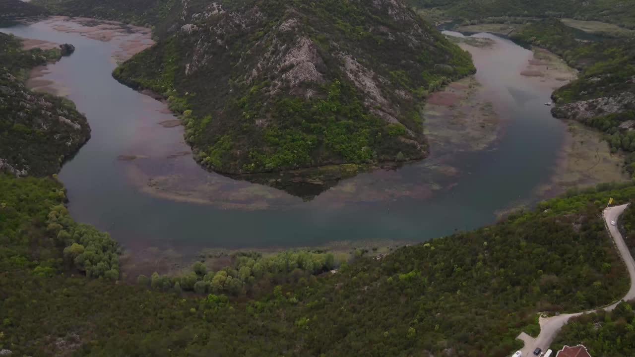 drone shot punto de vista de pavlova strana