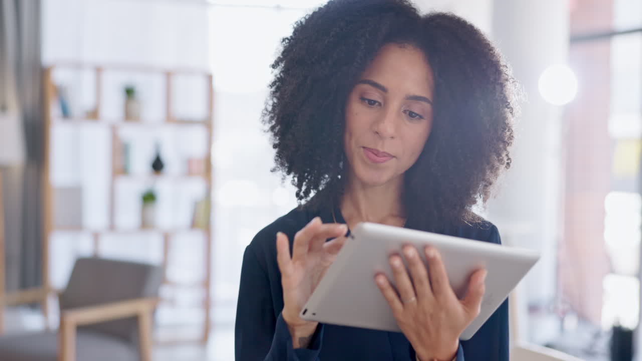 Technology, businesswoman with tablet