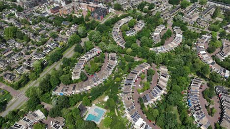 Circular-pattern-of-green-suburban-area-Rozendaal,-Leusden,-Netherlands