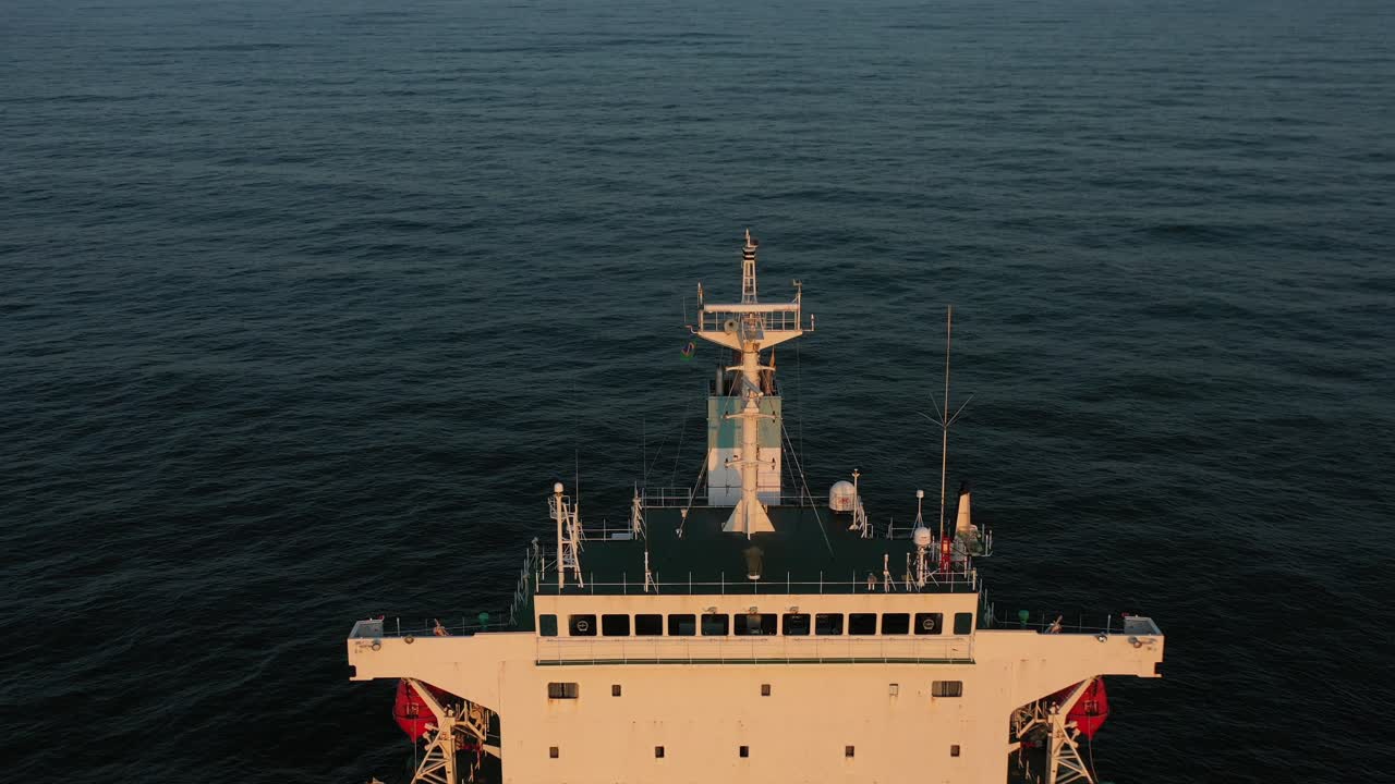 4k 플라이 위 파나막스 크기 벌크선 선박