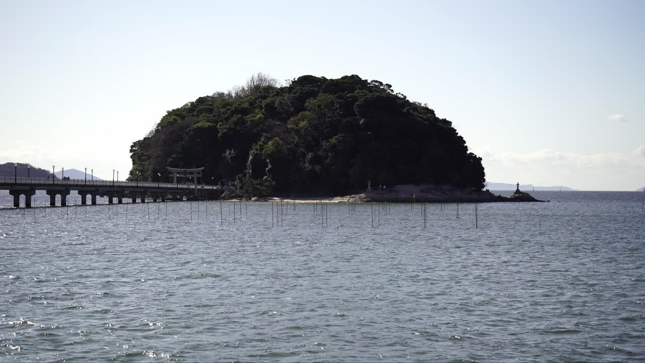 Isola di Takeshima a Gamagori in una Splendida Giornata di Sole (Prefettura di Aichi, Giappone)
