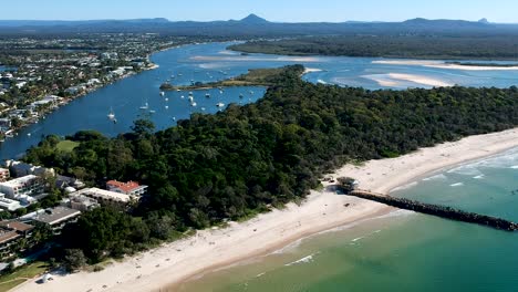 beautiful wide shot of noosa headland and main beach, noosa heads, queensland, australia