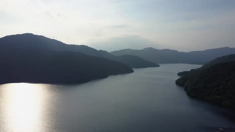 overview lake ashi in hakone