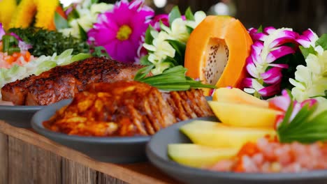 hawaiian food display