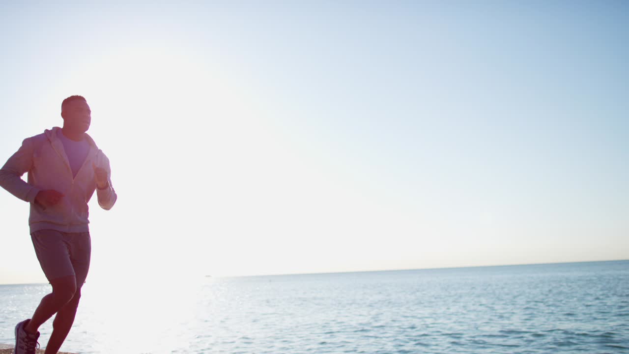 빛으로 운동을 하는 민족 남성