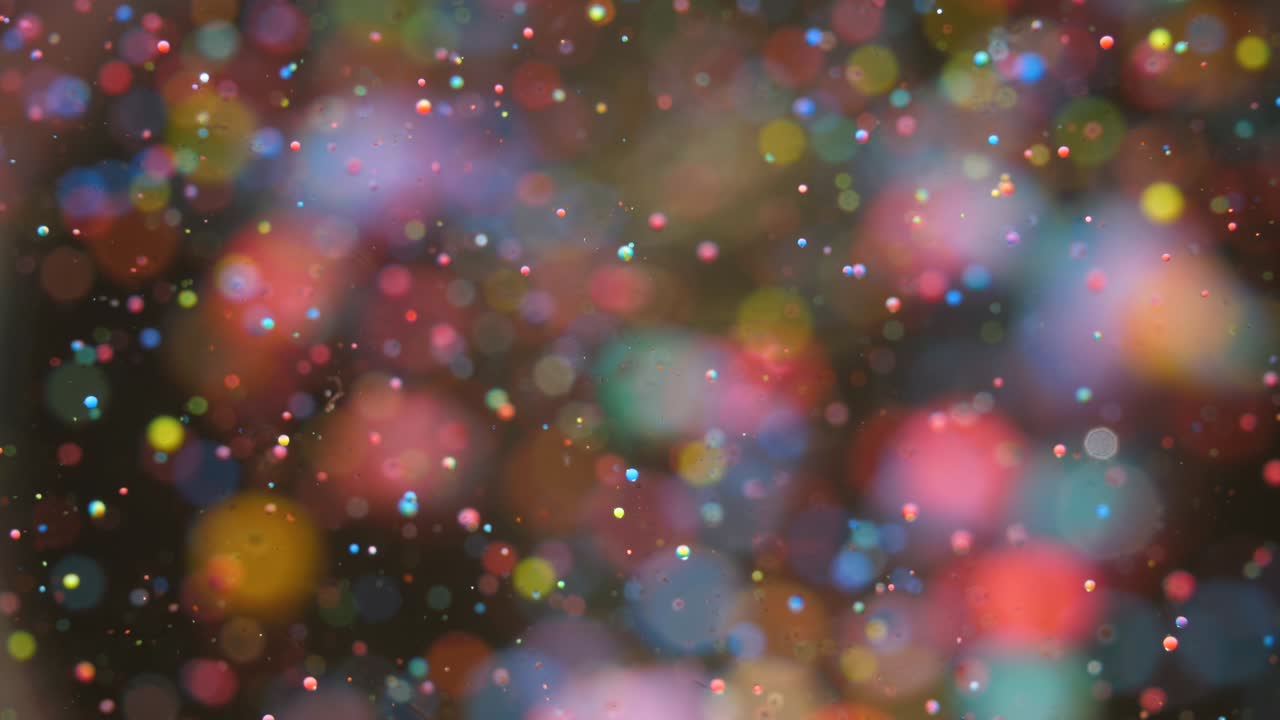 느린 움직임 밝은 색상 거품 오일 아름다운 페인트 우주 색상 움직이는 다채로운 클로즈업 아크릴 페인트 환상적인 표면 추상적인 다채로운 페인트 변형 구조 다채로운 거품