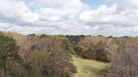 Luftaufnahme-Des-Historischen-Natchez-Trace-Parkway-In-Mississippi