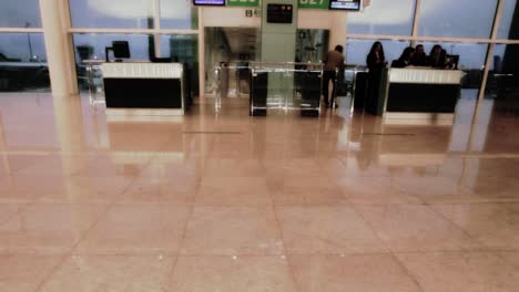salón del aeropuerto 02