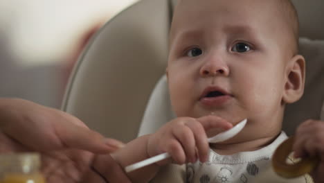 baby eating