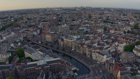 Disparo-De-Drones-Sobre-Rokin-Amsterdam-Al-Amanecer