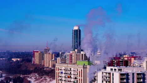 City-of-Edmonton-has-activated-its-extreme-weather-response-to-help-keep-vulnerable-Edmontonians-safe-in-time-lapse-view-of-Grandin-Olver-Glenora-residents-by-valley-ridge-of-Victoria-Park-Rd-NW-2-2