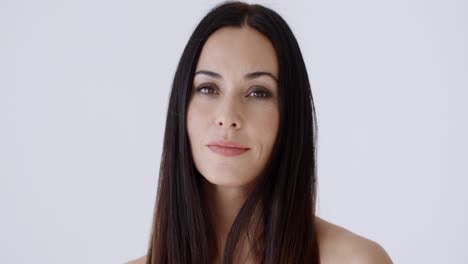 retrato de belleza de una mujer viva y sonriente