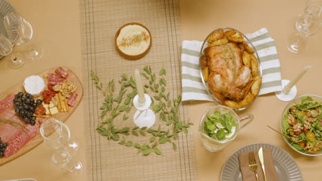 Top-view-of-dining-table