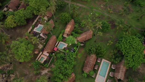 Lujosas-Villas-Tipo-Cabaña-Con-Piscina-En-El-Paraíso-Tropical-Del-Caribe