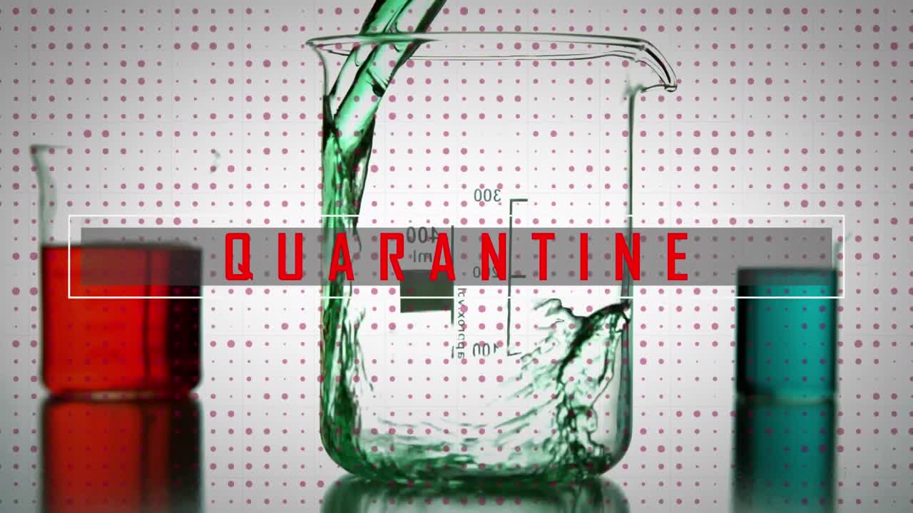 컵에 떨어지는 화학물질에 대한 점과 격리 텍스트