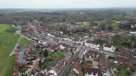 Ripley-Village-High-Street-Surrey-Uk-Drone,-Aéreo,-Vista-Desde-El-Aire,-Vista-Panorámica