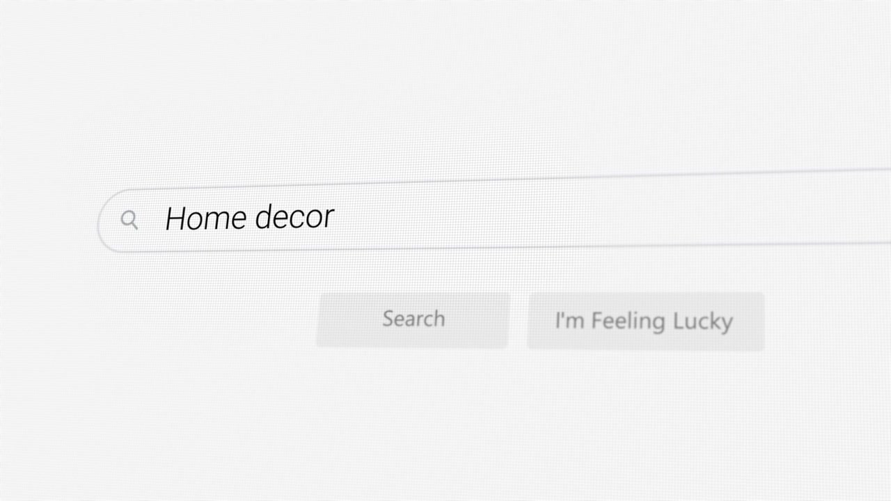Ricerca di arredamento per la casa sul browser Internet