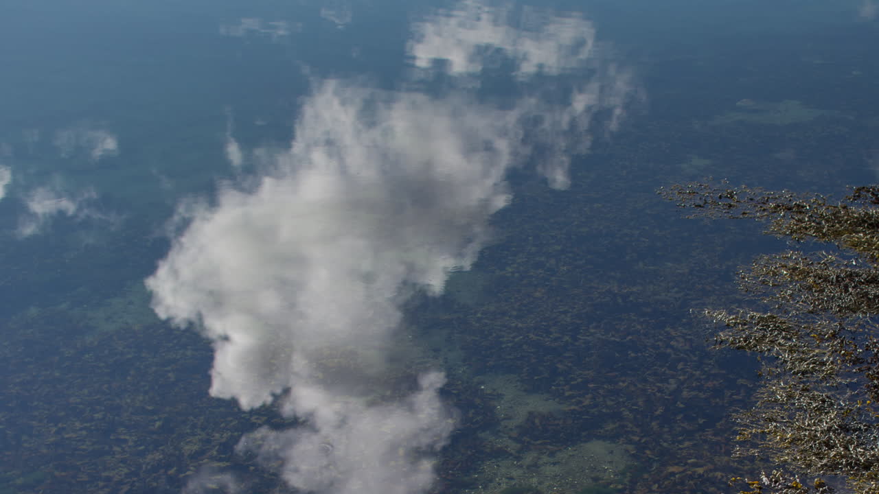 노르웨이 바위 반사 01