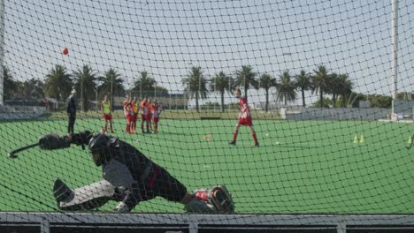 Hockey-players-preparing-before-a-game