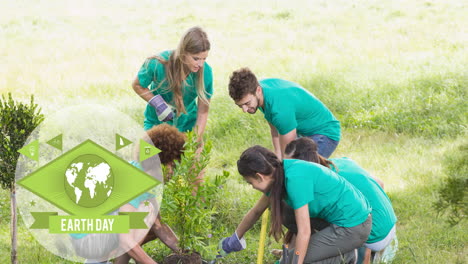 animación del texto del día de la tierra y el logotipo del globo sobre felices voluntarios ecológicos plantando árboles