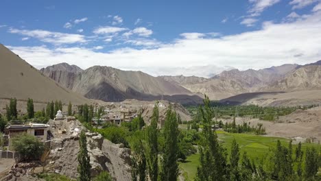 pueblo en ladakh, india