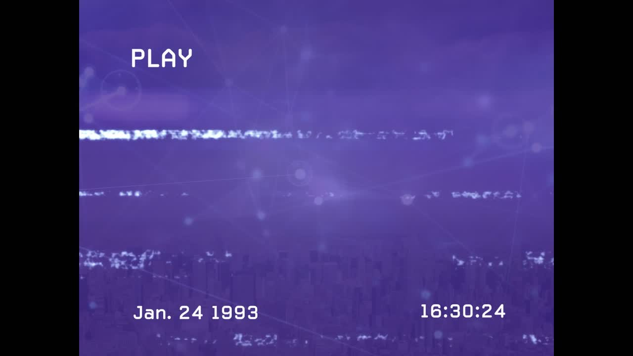 Animazione di effetto glitch VHS su una rete di connessioni su sfondo blu.