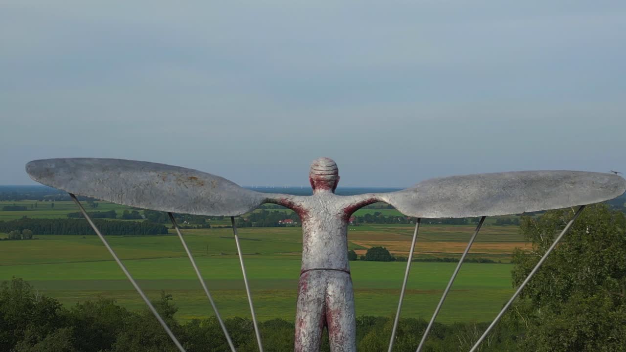 릴리엔탈 기념비 날아다니는 언덕 여름 독일