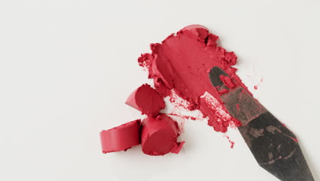 Red Lipstick Swatches and Makeup Spatula