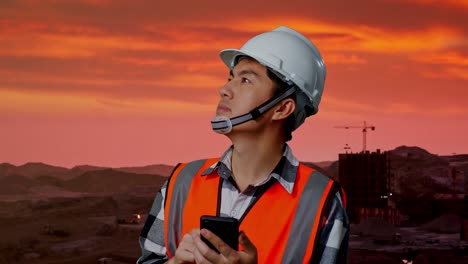 trabajador de la construcción al atardecer