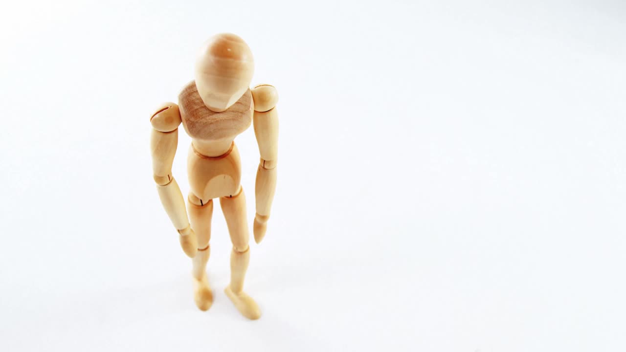 슬픈 포즈 에 있는 동상