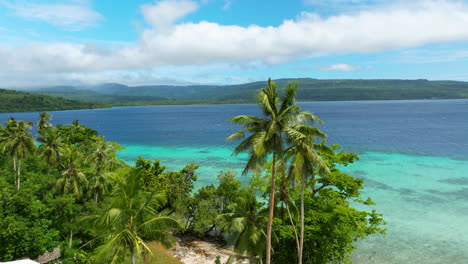 Tropical-Blue-Ocean-Of-Moso-Island,-North-Efate,-Vanuatu