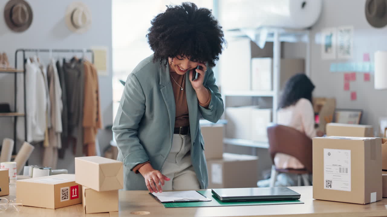 Designer woman, phone call