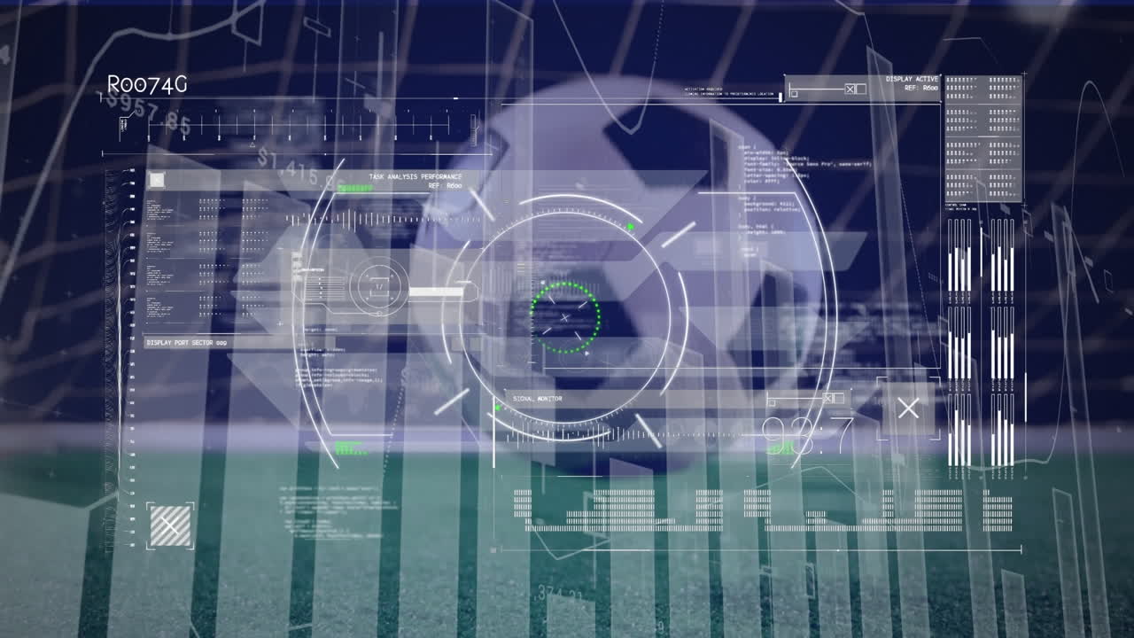 interfaz digital con procesamiento de datos y escaneo de alcance sobre una pelota de fútbol en un campo de hierba