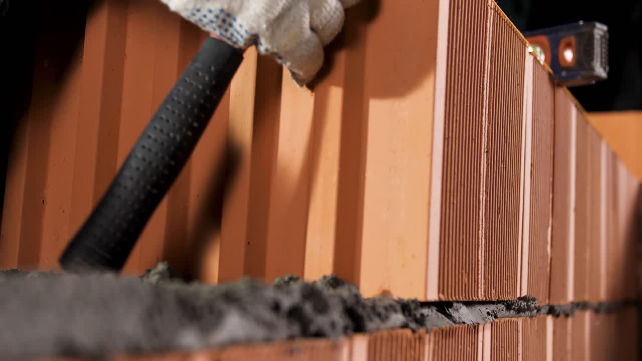 proceso de construcción de ladrillos